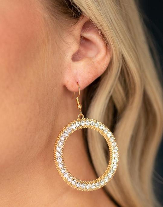 Paparazzi Haute Halo Gold Earring